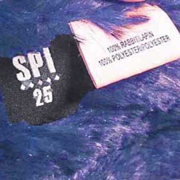 SCARF, RABBIT FUR, TWO-SIDED, NEW, NAVY, 35 x 4 INCHES, BOTH SIDES ARE SOFT WOVE - Picture 4 of 4